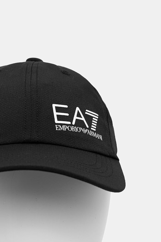 Шапка с козирка EA7 Emporio Armani AF22965.7X000590 черен SS26