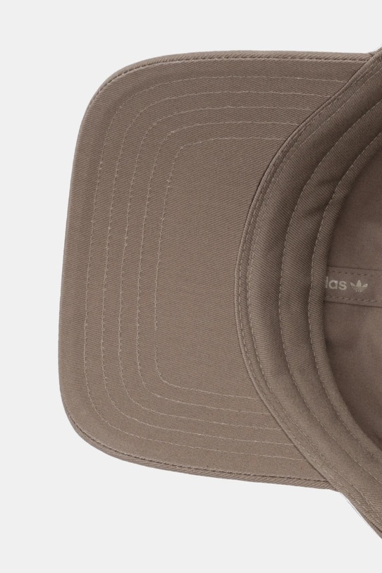 adidas Originals czapka z daszkiem bawełniana brązowy KC8037