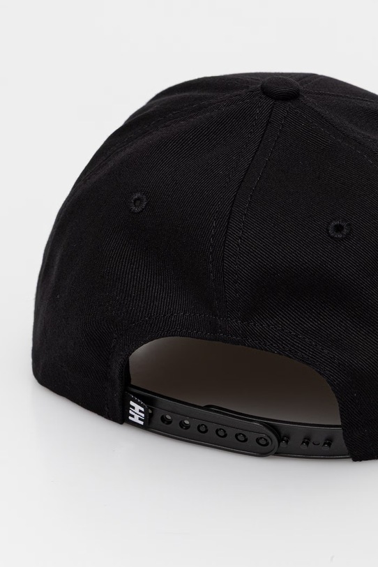 Akcesoria Helly Hansen czapka baseballowa bawełniana 67648 czarny
