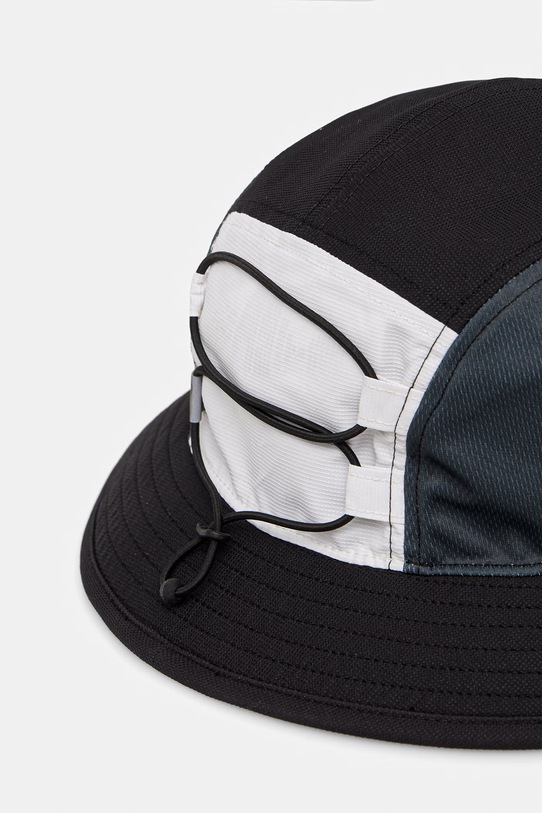 Asics kapelusz czarny 3013B332