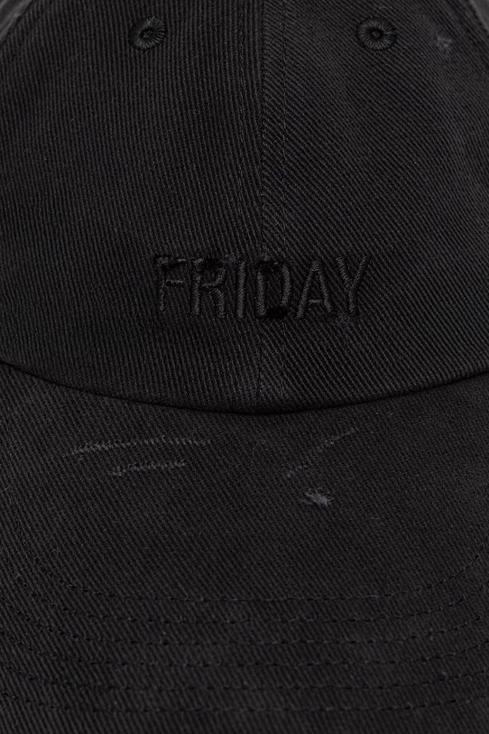 Bavlnená šiltovka VETEMENTS Friday Distressed UE76CA326B čierna SS26