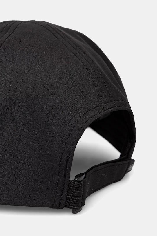 Akcesoria New Balance czapka z daszkiem LAH51002BK czarny