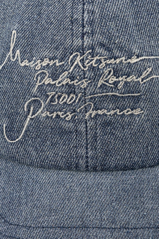 Maison Kitsuné czapka z daszkiem jeansowa Poetic Script QU06103WD4025 niebieski SS26