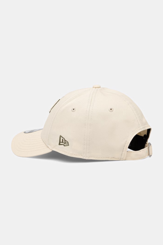 New Era czapka z daszkiem bawełniana OUTLINE 9FORTY® beżowy 60771712