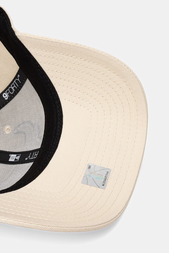 New Era czapka z daszkiem bawełniana OUTLINE 9FORTY® 60771712 beżowy