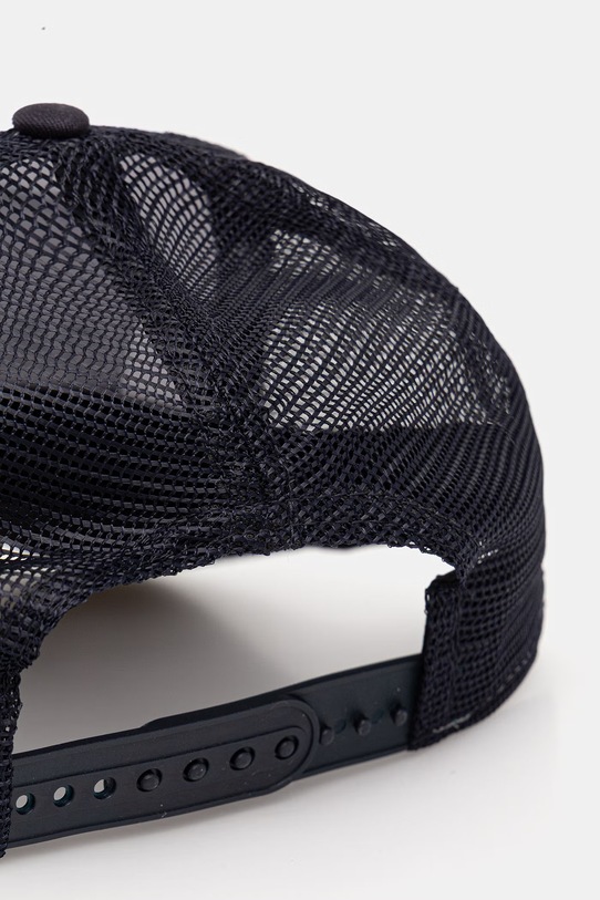 Akcesoria New Era czapka z daszkiem LOCATION PATCH TRUCKER 60771857 granatowy