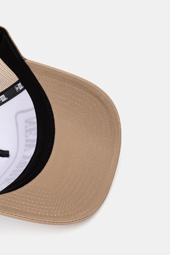 New Era czapka z daszkiem LOCATION PATCH TRUCKER beżowy 60771861