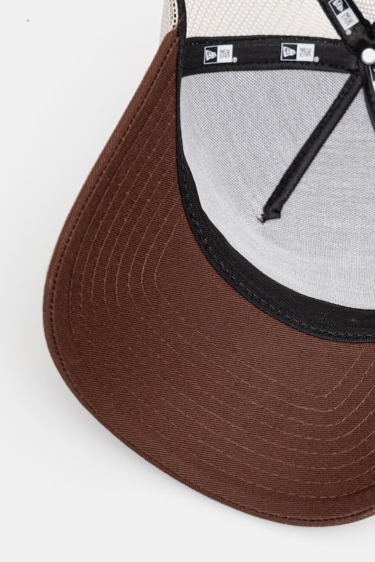 New Era czapka z daszkiem PATCH TRUCKER brązowy 60771802