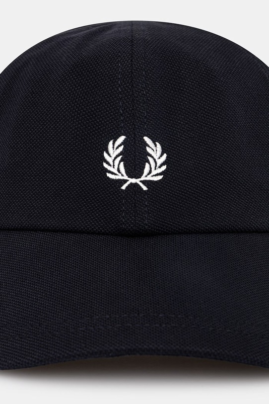 Fred Perry czapka z daszkiem bawełniana HW2295 granatowy SS26