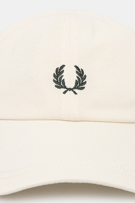Fred Perry czapka z daszkiem bawełniana HW2295 beżowy SS26