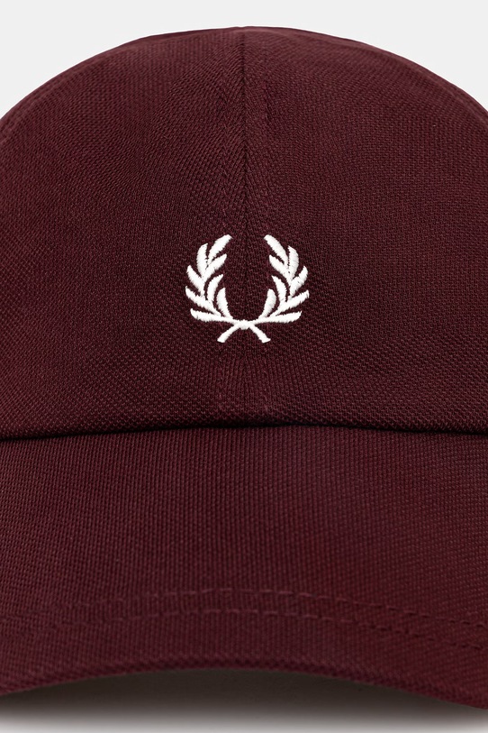 Fred Perry czapka z daszkiem bawełniana HW2295 bordowy SS26