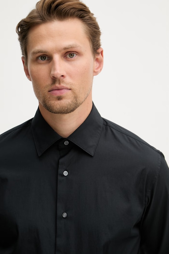Sisley koszula męska bawełniana czarny 51C3SQ05B