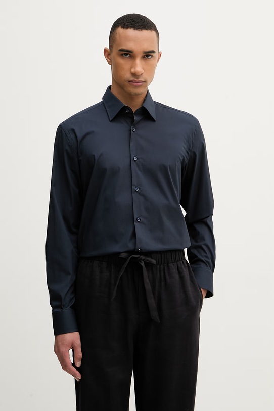 BOSS pánska bavlnená košeľa HANK tmavomodrá 50560574