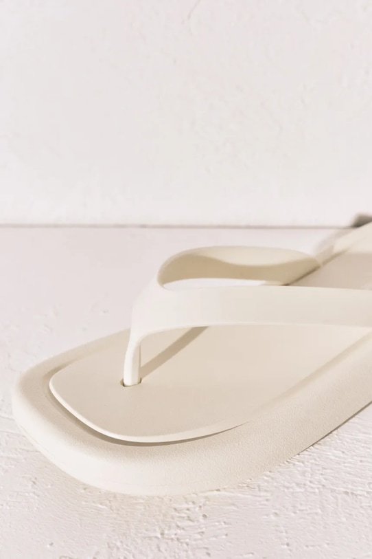 Cipők women'secret tangapapucs lapos sarkú női SI FLIP FLOP CREAM 5163229 bézs