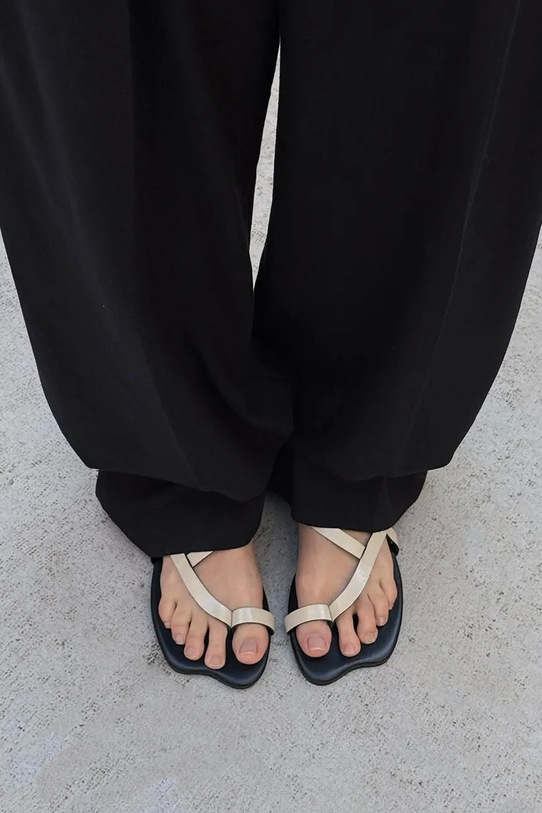 Alohas sandały z odkrytą piętą damskie skórzane Dawn S101260.01 beżowy