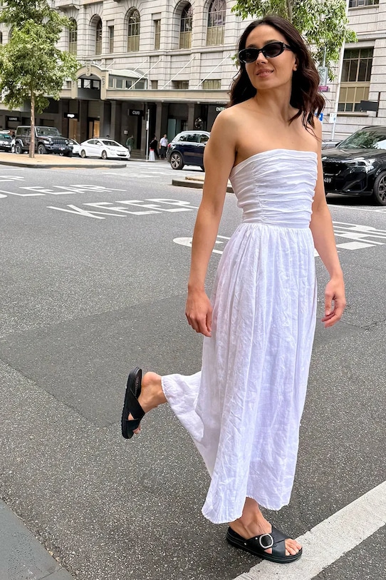 Emu Australia šľapky na plochom podpätku dámske koža Ebony W13247.BLAK