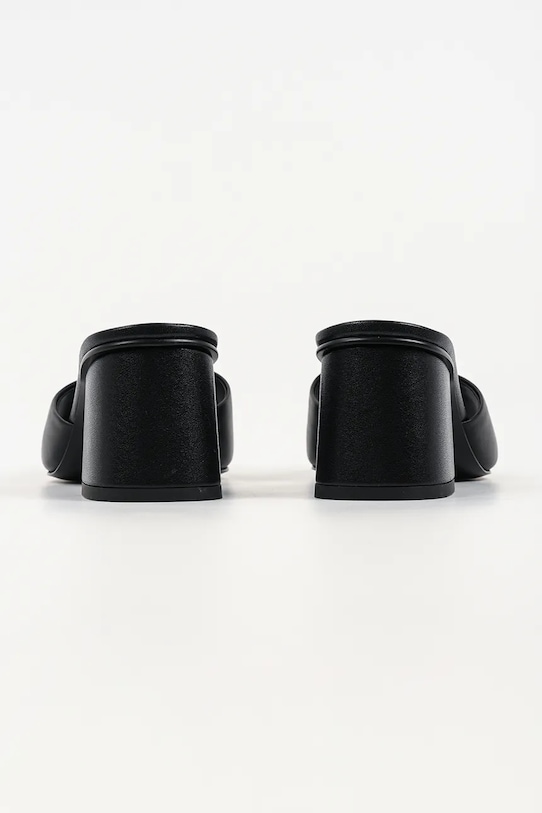 Обувки Кожени чехли Karl Lagerfeld Plaza Ii KL32400.000 черен