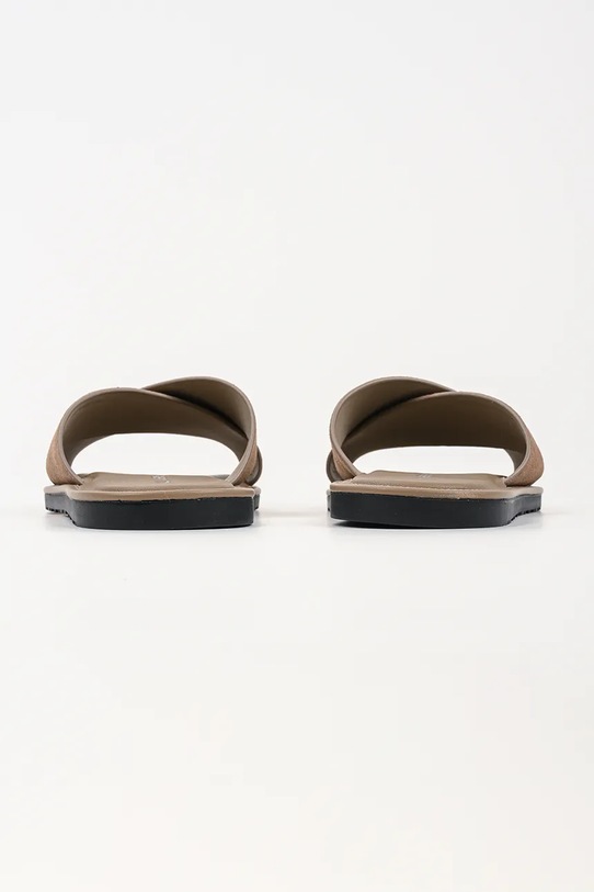 Obuwie Karl Lagerfeld klapki męskie zamszowe Kastor Iv KL70213C.5TN beżowy