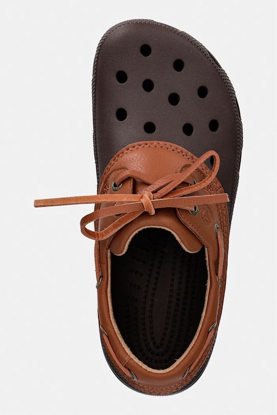 Crocs klapki Classic Islander brązowy 212022.2LE