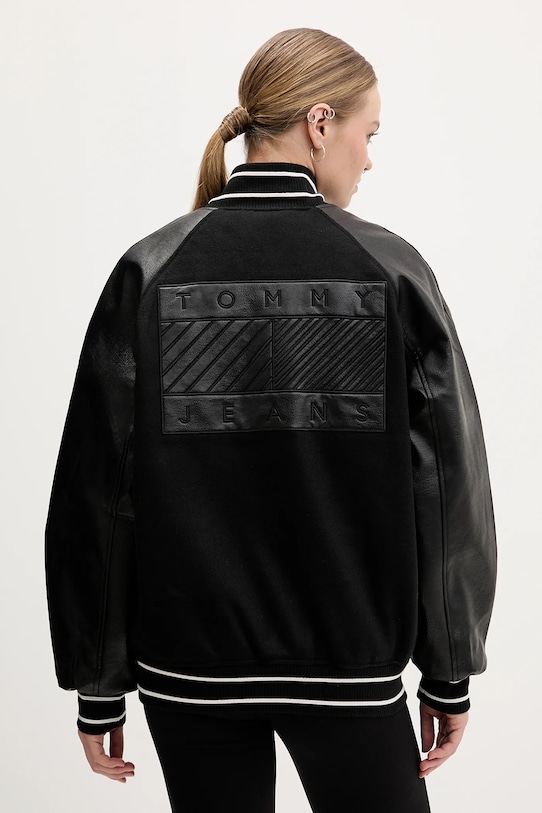 Odzież Tommy Jeans kurtka z dodatkiem wełny DW0DW22557 czarny