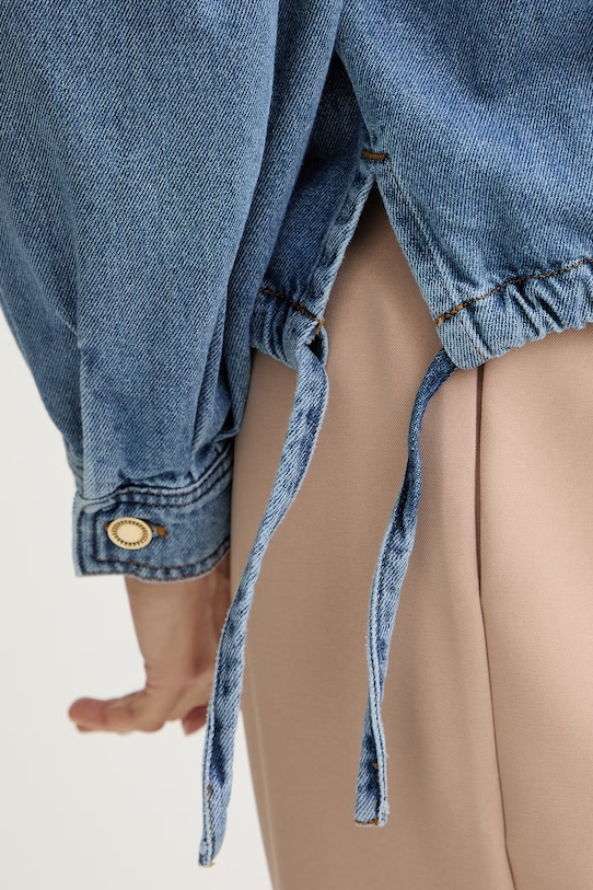 Sessun krótka kurtka damska jeansowa 26210055 niebieski