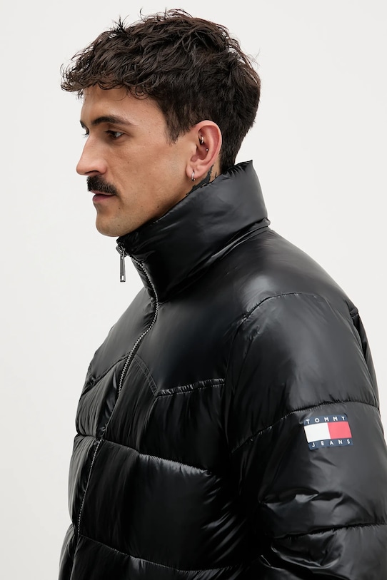 Tommy Jeans kurtka czarny DM0DM22286