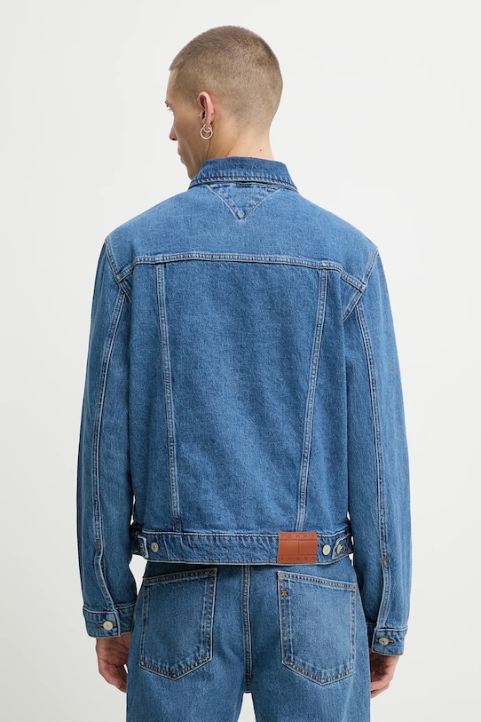 Odzież Tommy Jeans kurtka jeansowa DM0DM22635 niebieski