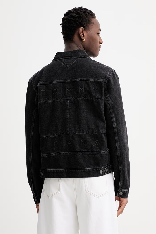 Odzież Tommy Jeans kurtka jeansowa DM0DM22670 czarny