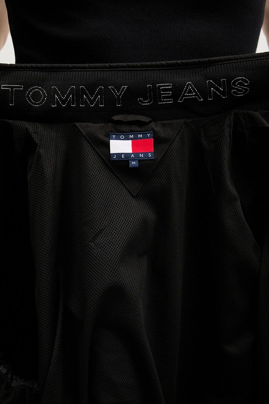 Μπουφάν Tommy Jeans DM0DM22720 μαύρο