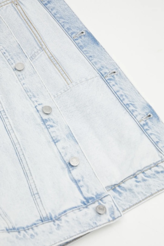 Drôle de Monsieur kurtka jeansowa bawełniana La Veste Jean Délavée PERM.JT256.CO123.LBE niebieski