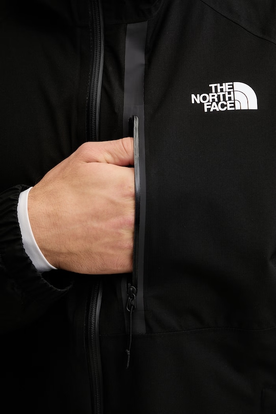 Tréningová bunda The North Face MOUNTAIN ATHLETICS NF0A8DY2JK31 čierna