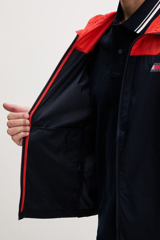 Tommy Jeans prechodná bunda pánska DM0DM23112