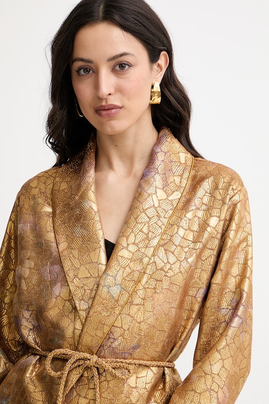 Forte Forte sacou pentru femei aur 14800.my.jacket