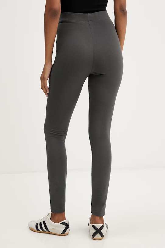 Odzież adidas spodnie KC5172 szary