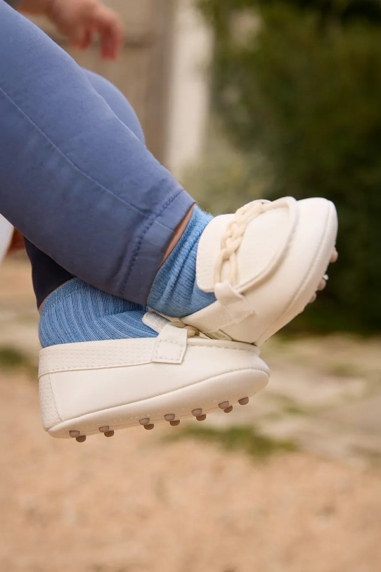 Mayoral Newborn buty niemowlęce nieocieplane biały 9083.1K.Newborn.PPY2