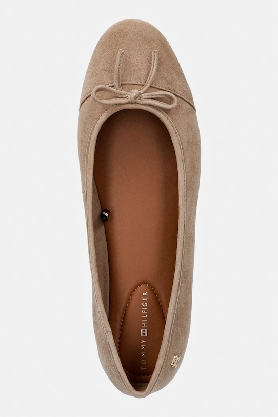 Tommy Hilfiger baleriny zamszowe HILFIGER SUEDE BALLERINA beżowy FW0FW09357