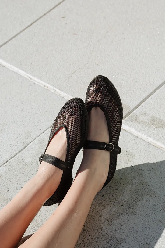 Flabelus balerina Isabella.Maryjane