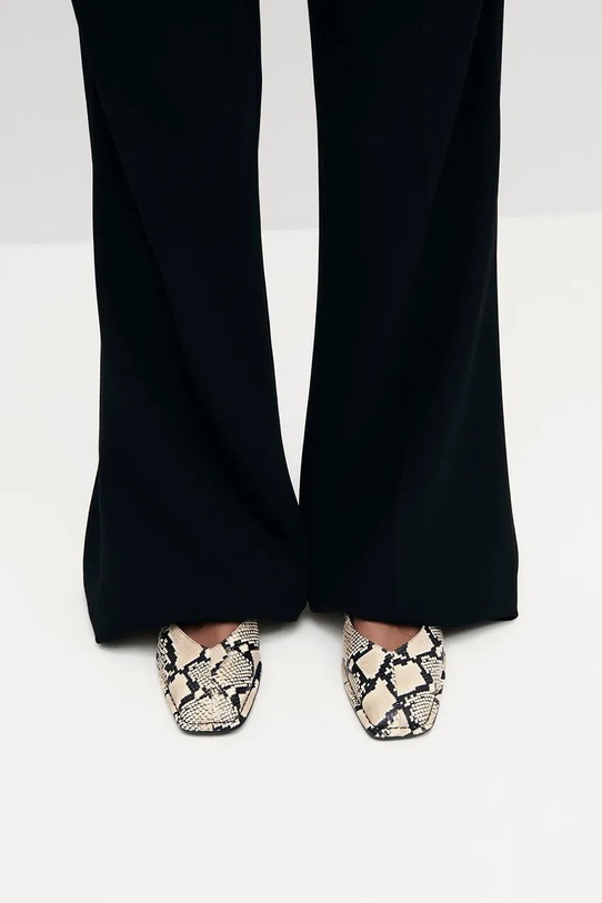 Alohas baleriny skórzane Sway S100588.02