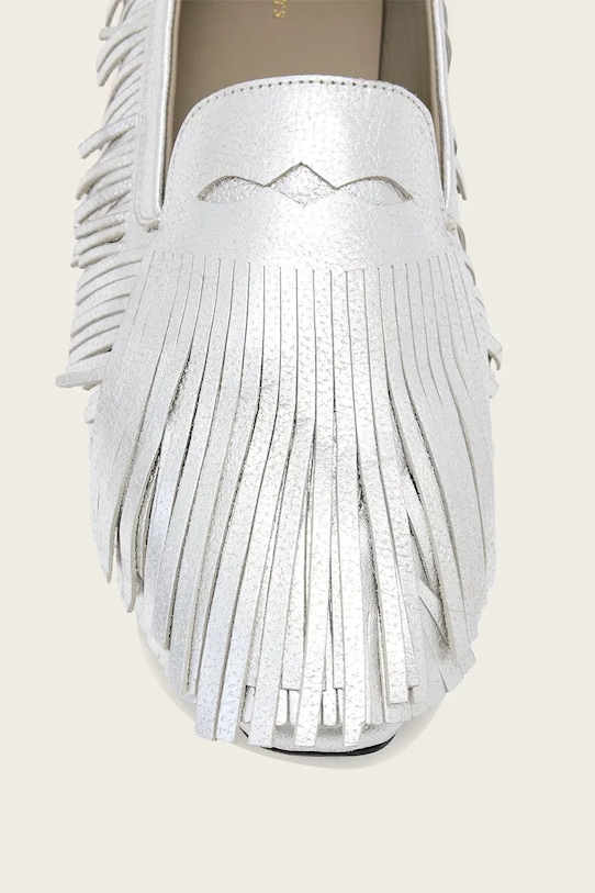 AllSaints μοκασίνια γυναικεία δερμάτινα Sandy Fringe Loafer W079FE ασημί