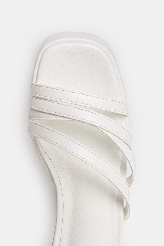 Koi Footwear сандалии на каблуке DBP52 PLATFORM HEEL белый DBP52