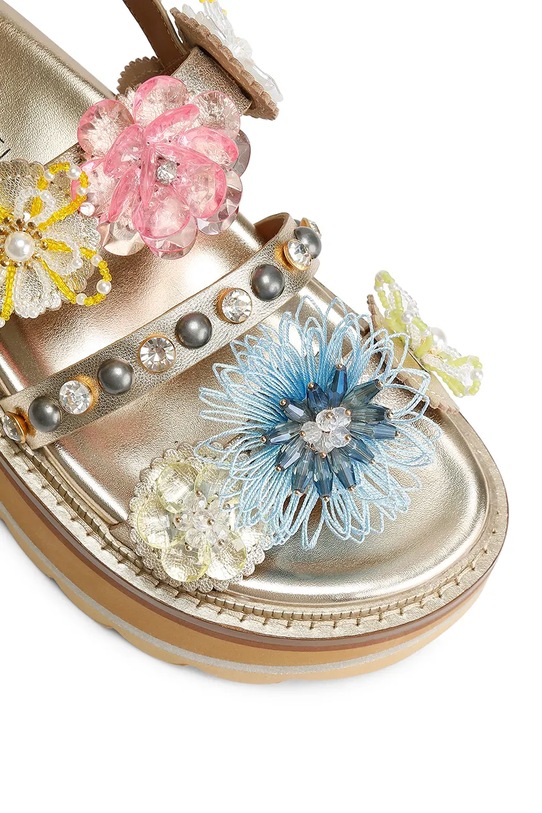 Kurt Geiger London sandali sulla banchina da donna in pelle Octavia Sling Flatform oro 5612461109