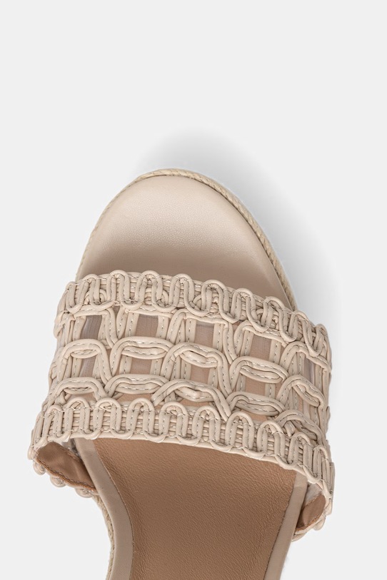 Twinset sandály na klínku béžová 261TGT076.00059