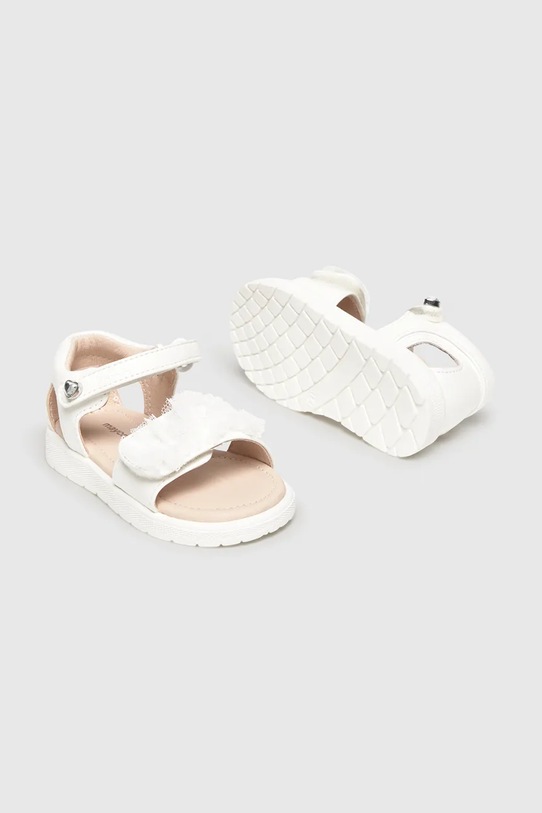 Dziewczynka Mayoral sandały dziecięce 41743.38C.Baby.PPY2 biały