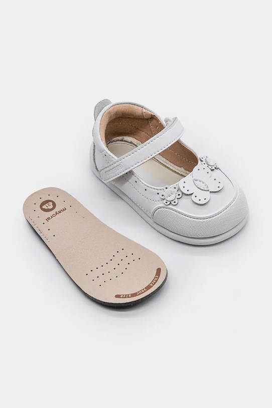 Mayoral baleriny dziecięce 41789.96A.Baby.PPY2 biały