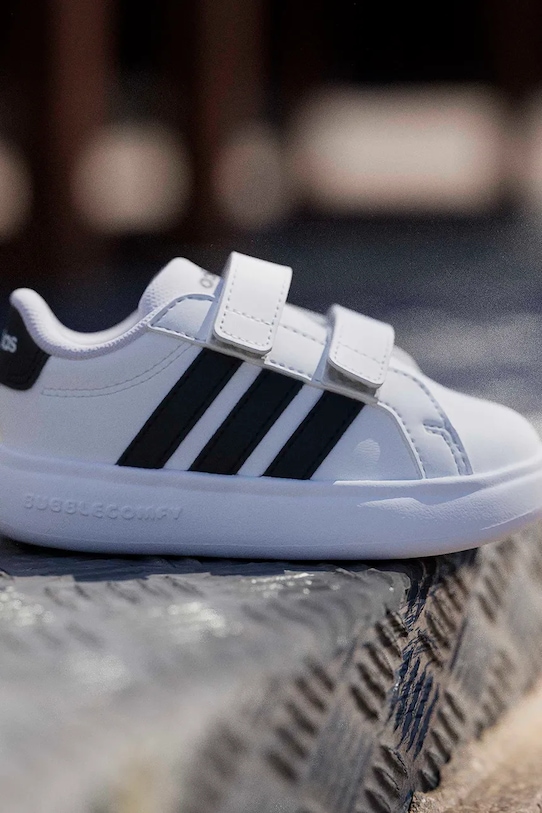 Detské tenisky adidas GRAND COURT 3.0 JS4906