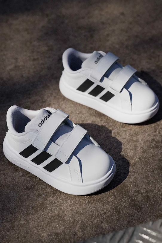 Detské tenisky adidas GRAND COURT 3.0 JS4906