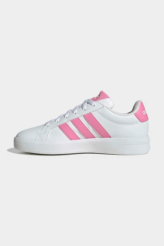 Παιδικά sneakers adidas GRAND COURT 3.0 λευκό HP3528