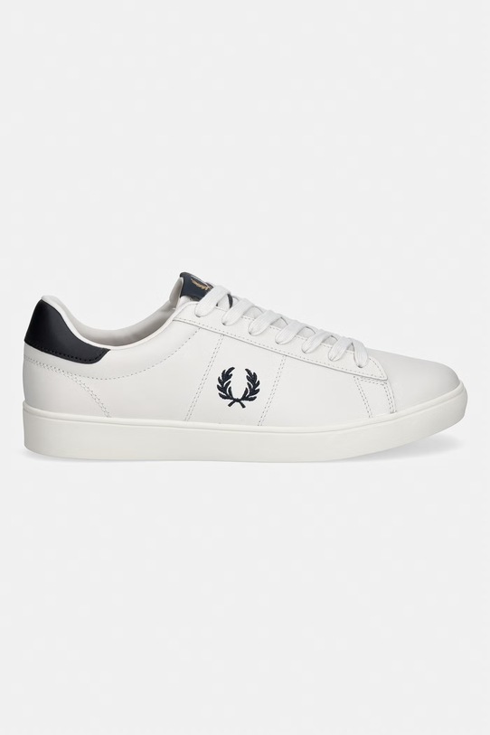 Fred Perry sneakersy skórzane B4334 beżowy SS26