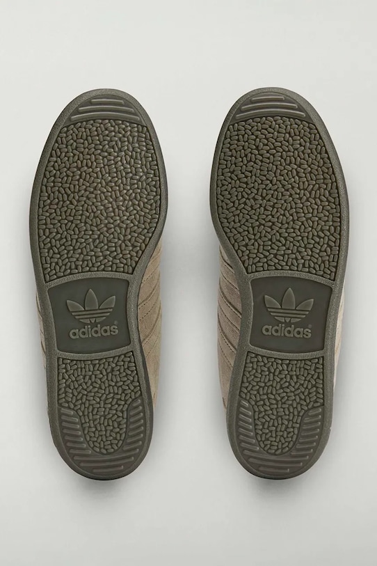 adidas Originals PUNSTOCK x SPZL mocasini bărbătești din piele întoarsă KK3672 bej