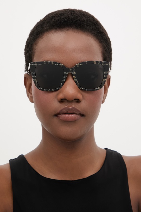 Burberry okulary przeciwsłoneczne damskie 0BE4487 czarny SS26